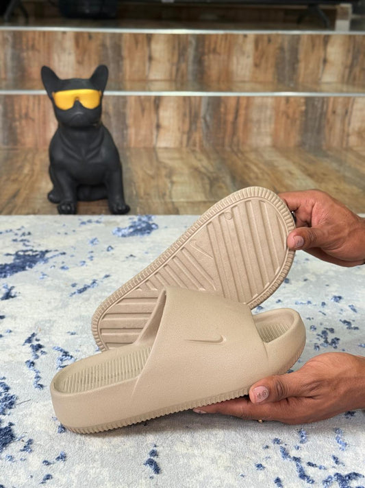 Sandalias Nike Calm Slide Unisex BEIGE